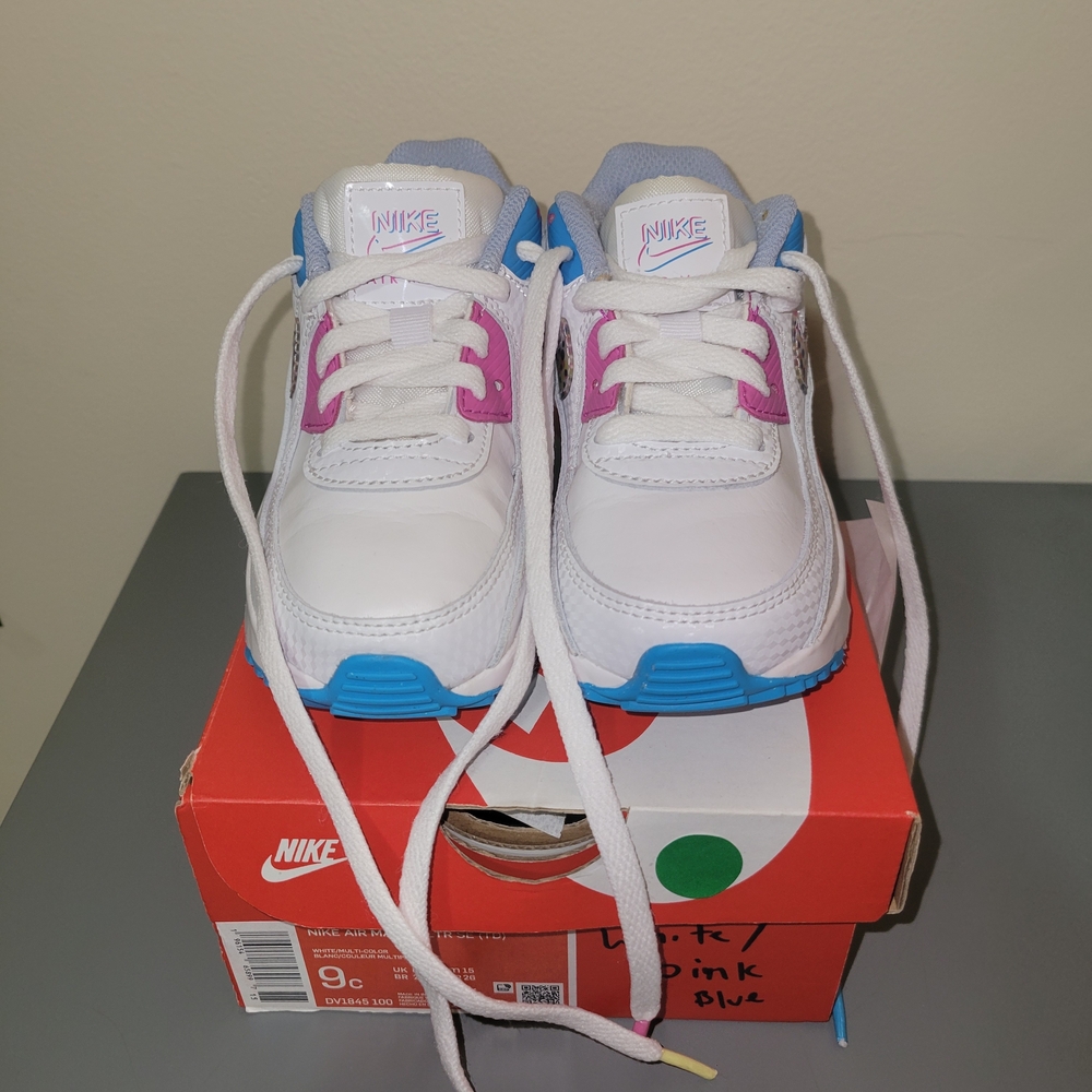 Nike AirMax Girls White, Blue and Pink Sneakers